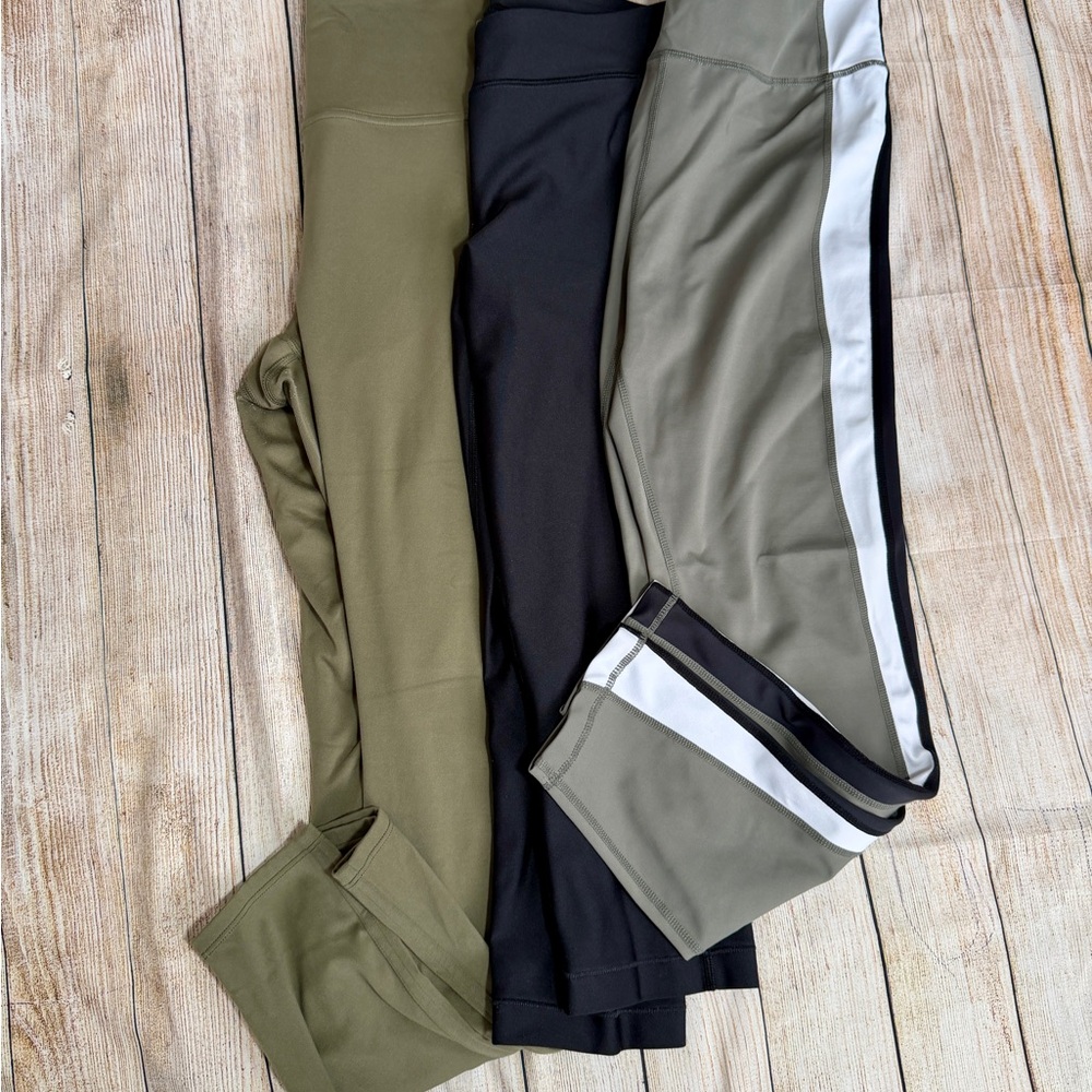 3 Pair Activewear Leggings Bundle Women’s Medium Peloton Under Armour